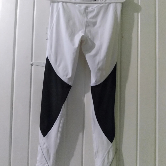 victoria secret sport leggings-medium EUC - Picture 10 of 12